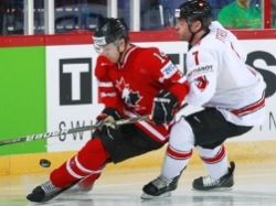 Хоккей: Канада не без труда справилась со Швейцарией
